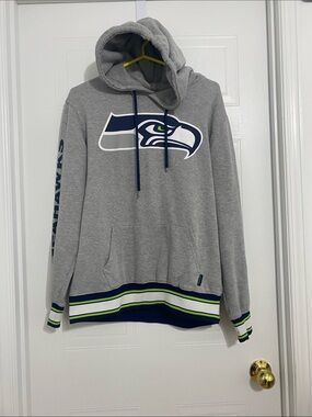 Seattle Seahawks NFL Grey Hoodie Size Medium